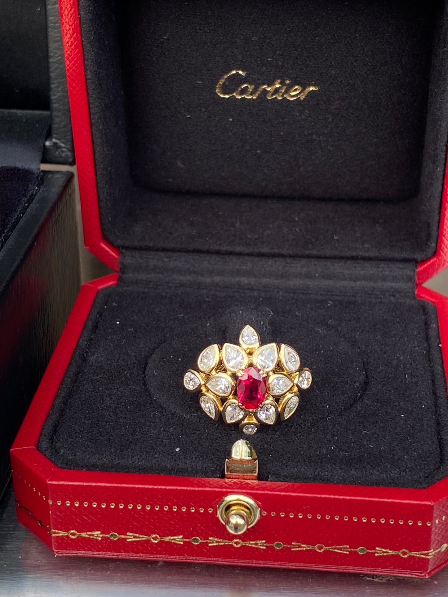 Stunning antique CARTIER ruby and diamond ring