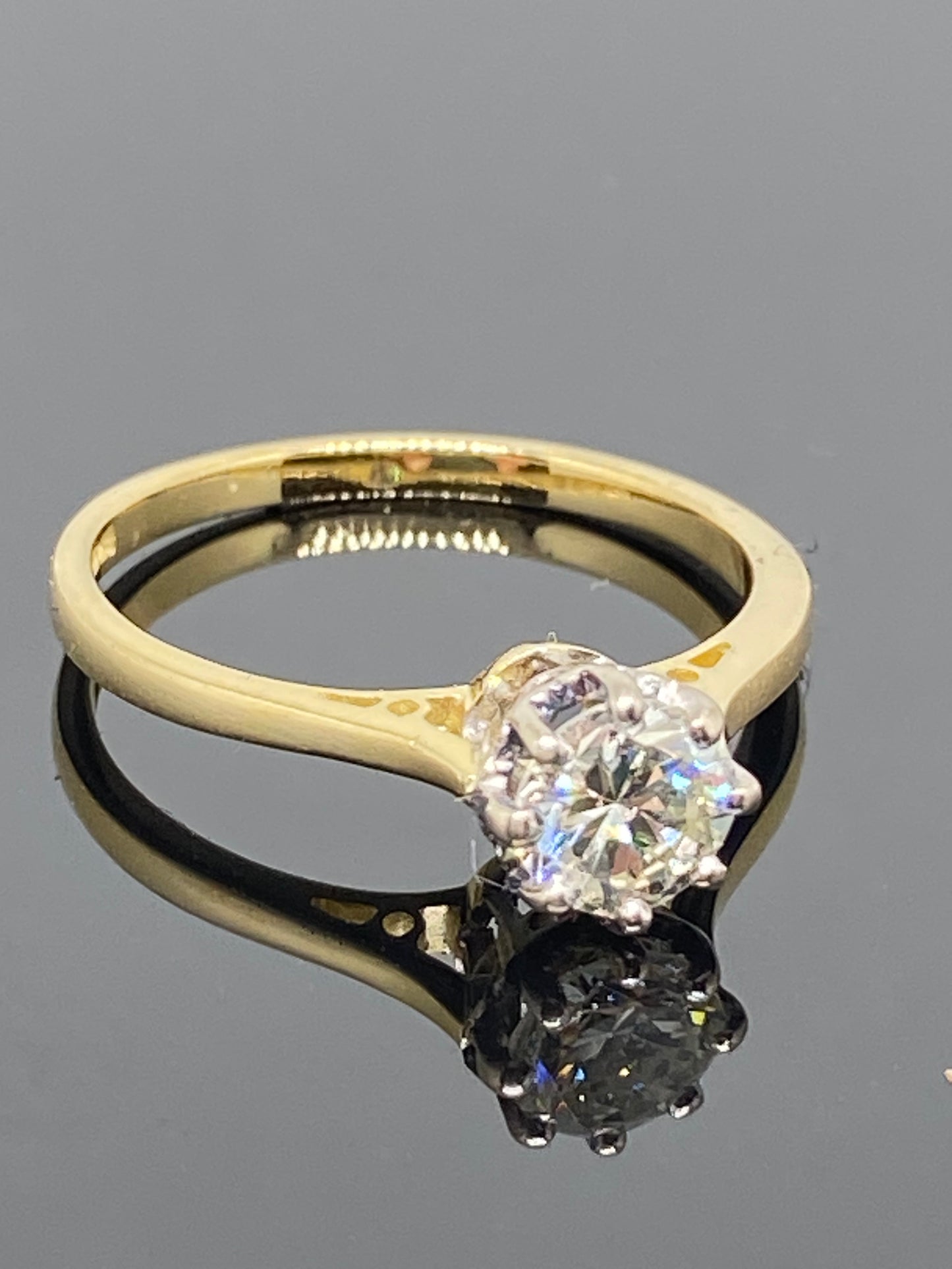 Stunning 3/4ct natural diamond ring